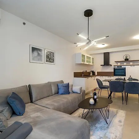 Nar Πανσιόν 4*