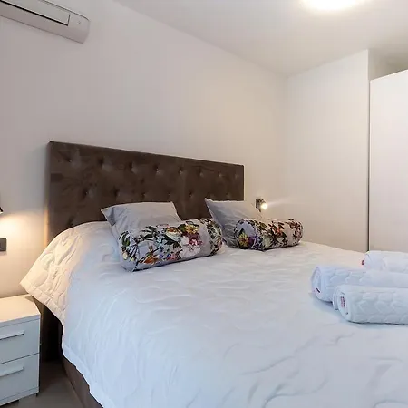 Πανσιόν Nar Πόρετς